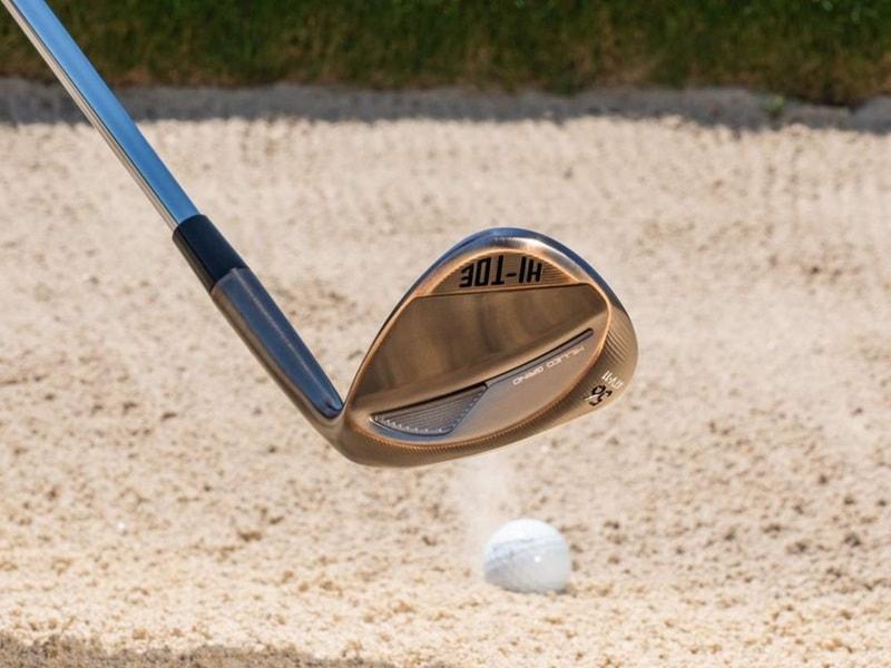 Golfwedge in einem Bunker