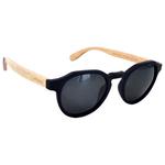 Moken Vision Sonnenbrille Green Wood Black Wood Grey Polarized Präsentation