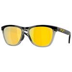 Oakley Sonnenbrille Frogskins Range Matte Black Prizm 24K Polarized Präsentation