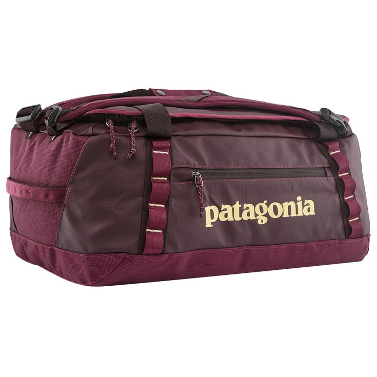 Patagonia Seesack Black Hole Duffel 40L Berry Fig Präsentation