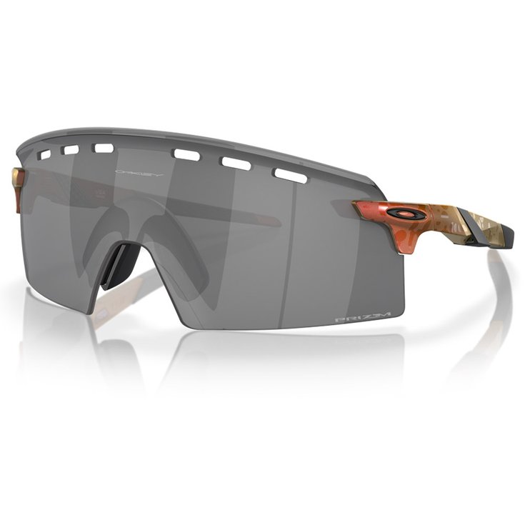 Oakley Sonnenbrille Encoder Strike Vented Matte Red Gold Colorshift Prizm Black Präsentation