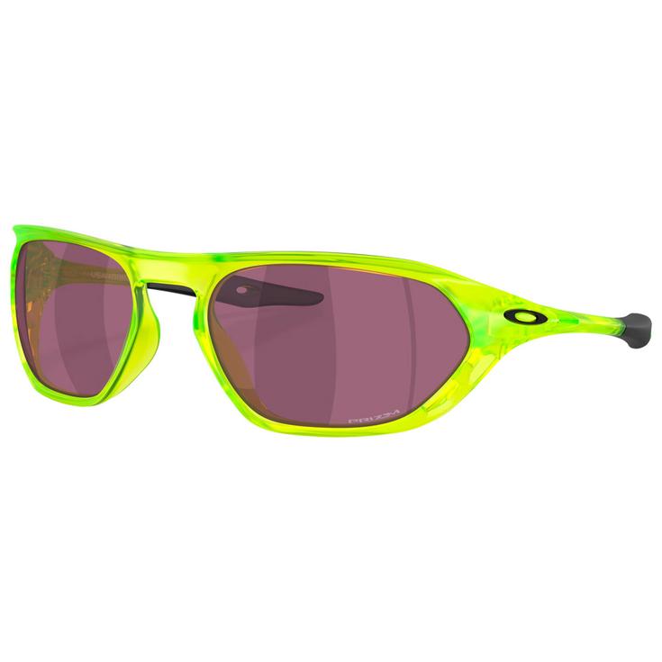 Oakley Lunettes de soleil Cage Jacket Matte Uranium Prizm Road Black Présentation